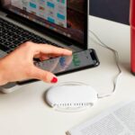 CARGADOR INALÁMBRICO NAMU BLANCO CEL 036 B (PLÁSTICO) - Imagen 4