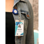 PORTA GAFETE TRANSLÚCIDO AZUL DK-052A ( DK-052 - DK052 -  ) - Imagen 3