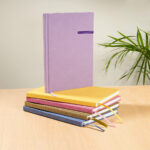 HL 9048 M - LIBRETA BLID MORADO (MORADO - POLIESTER SUAVE AL TACTO (PIEL DE DURAZNO) - CARTONCILLO RIGIDO - PAPEL) - Imagen 3