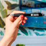 BOLÍGRAFO CON LUZ DRITE NEGRO SH 1410 N (PLÁSTICO) - Imagen 2