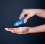 PULSERA CON GEL SANITIZANTE MILE AZUL SLD 065 A (PLÁSTICO - SILICÓN) - Imagen 3