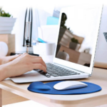 MOUSE PAD DE GEL ERGONOMICO ANTIDESLIZANTE (TEC155-U) NEGRO - Imagen 2